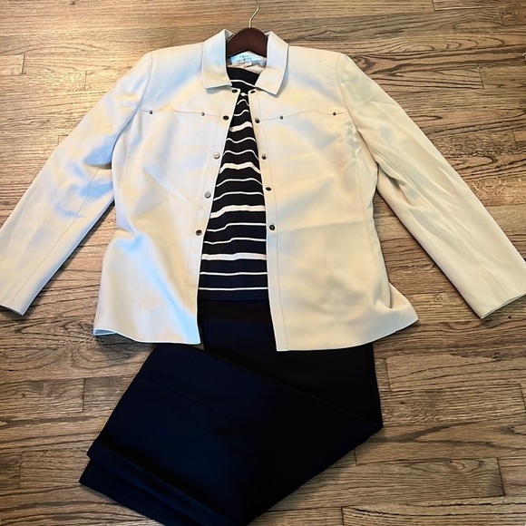 TAHARI pants suit with top size 10 - Picture 1 of 6